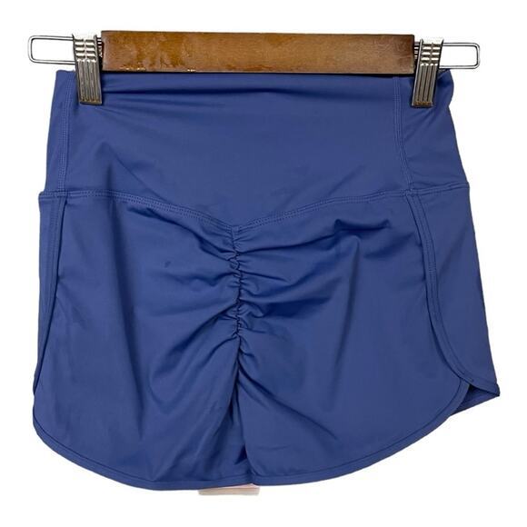 Halara Cloudful Air High Waisted Crossover‎ Butt Lifting Shorts 2.5'' Dusky Blue - Picture 4 of 5